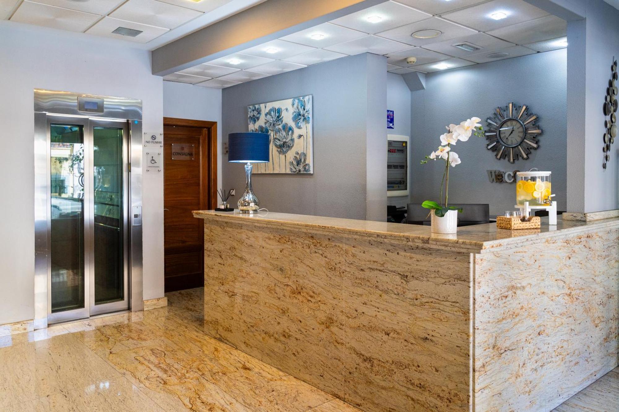 Hotel Puerta De Касорла Екстер'єр фото