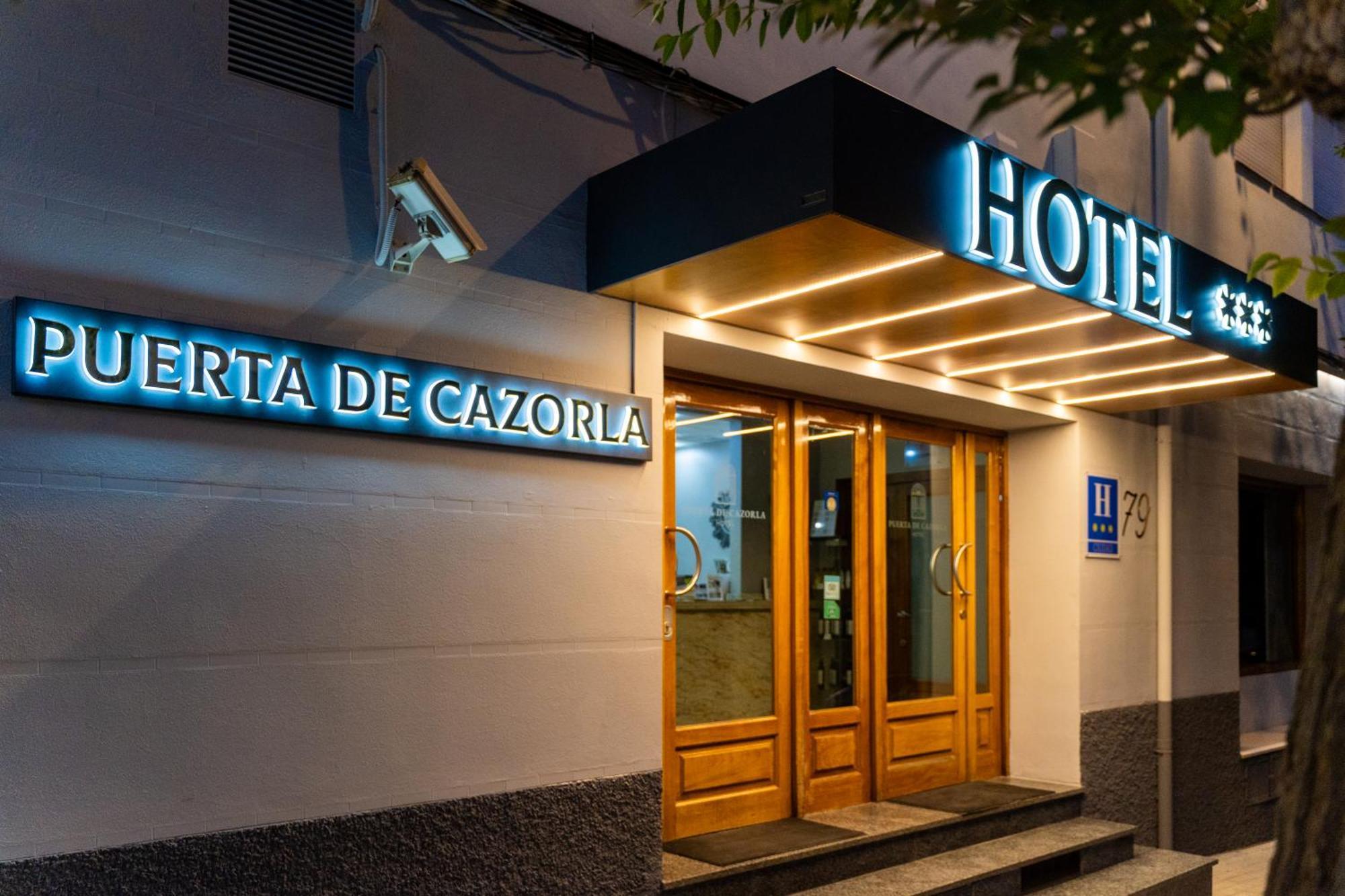 Hotel Puerta De Касорла Екстер'єр фото